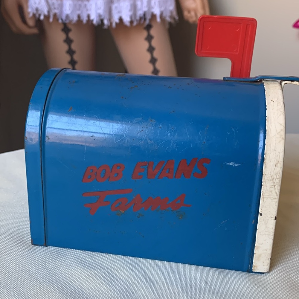 Vintage Bob Evans Farm Mailbox Piggy Bank